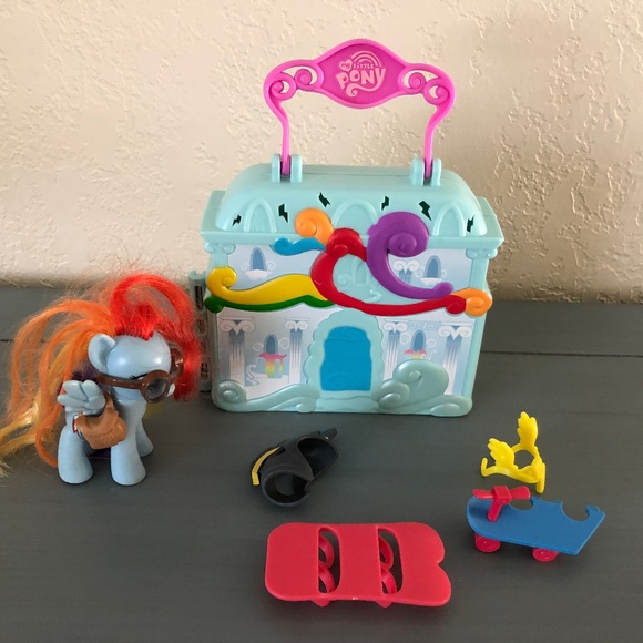 rainbow dash cloudominium